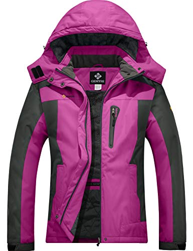 GEMYSE Damen wasserdichte Berg-Skijacke Winddichte Fleece Outdoor-Winterjacke mit Kapuze (Rosenrot Grau,2XL) von GEMYSE