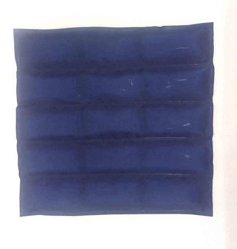 GENTLE COOL Kühlpad 32x30 Kühlpad, Spar-Set 2-tlg., 2 weiche Kissen, Sehr gute Kühlung mit Kühlgranulaten von GENTLE COOL