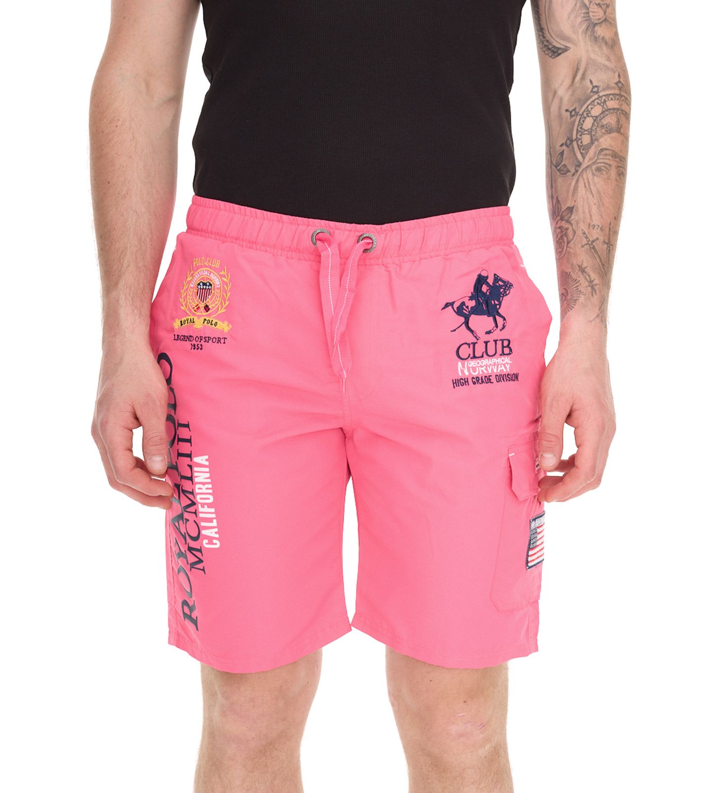GEOGRAPHICAL NORWAY Herren Schwimm-Hose mit Print und Farbakzenten Badehose stylische Schwimm-Shorts 001 Rosa von GEOGRAPHICAL NORWAY