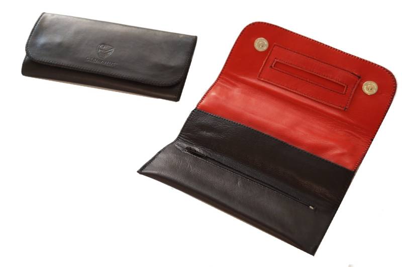 Handgefertigte Leder Tabaktasche "Germanus" Tabakbeutel Von Germanus in Rot Und Schwarz von GERMANUSR