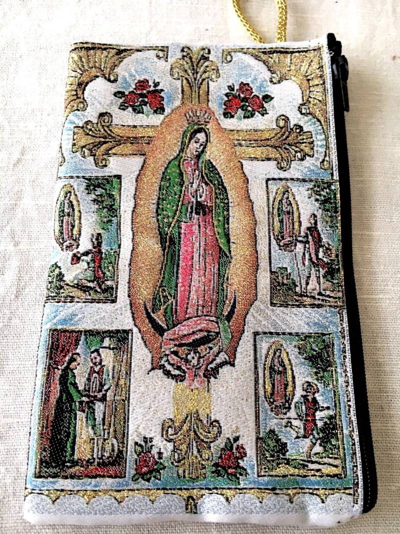Our Dame Gold Rosenkranz Beutel 2 Seitig Reißverschluss Icon Tuch Etui Münztasche Geschenk Our Dame Gold Rosenkranz Beutel 2 Seitig Reißverschluss Icon Tuch Etui Münztasche Geschenk von GFTSNDMRGifts
