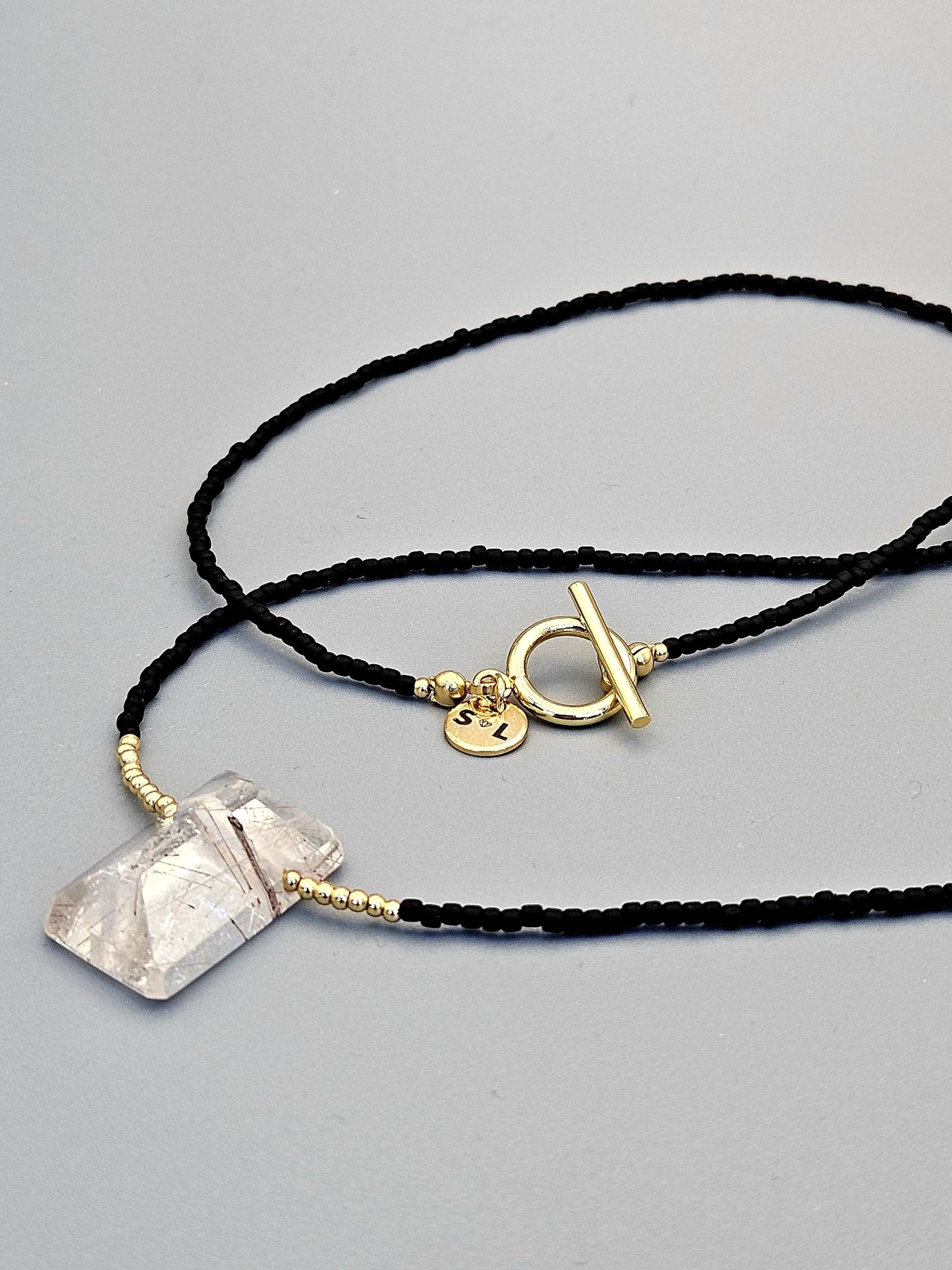Golden Eclipse - Handgemachte Kette Mit Toho-Perlen & Rutilquarz Eleganter Schmuck Vergoldetem Verschluss Geschenkidee Für Frauen Golden Eclipse - Handgemachte Kette Mit Toho-Perlen & Rutilquarz Eleganter Schmuck Vergoldetem Verschluss Geschenkidee Für Frauen von GGCbySL