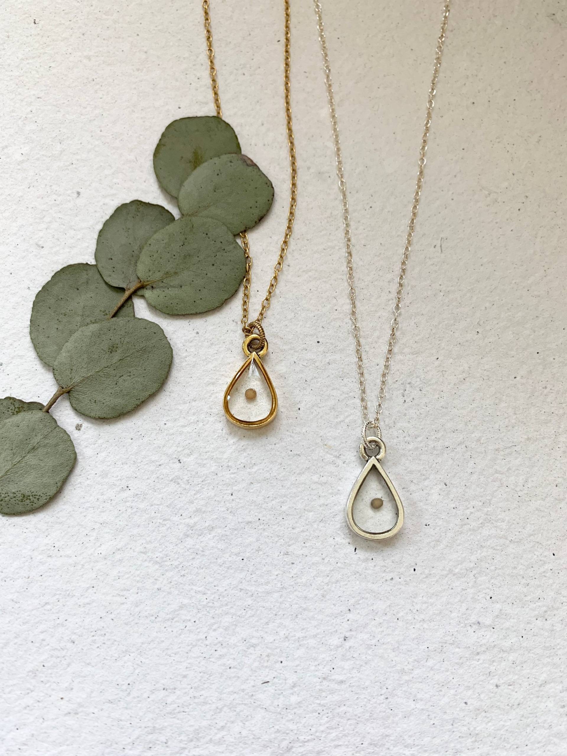 Glaube Halskette-Senf Samen Halskette-Zierliche Kleine Halskette-Gold Oder Sterling Silber-Tropfen Anhänger-Handgemacht-Geschenk Für Sie Glaube Halskette-Senf Samen Halskette-Zierliche Kleine Halskette-Gold Oder Sterling Silber-Tropfen Anhänger-Handgemacht-Geschenk Für Sie von GGJewelsBlooms