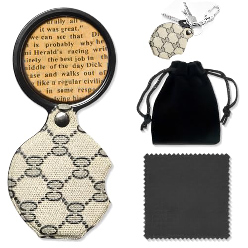 GGUFAY Eine Tragbare Lupe Klein, 10-fache Taschenlupe mit 1 Reinigungstuch und 1 schwarzer Aufbewahrungstasche, Faltbare Leselupe, Tragbare lupen, Lupe mit Schutzhülle, für Lesen Bücher, Zeitungen GGUFAY Eine Tragbare Lupe Klein, 10-fache Taschenlupe mit 1 Reinigungstuch und 1 schwarzer Aufbewahrungstasche, Faltbare Leselupe, Tragbare lupen, Lupe mit Schutzhülle, für Lesen Bücher, Zeitungen von GGUFAY