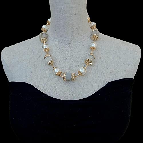 GHNQBAHID White Quartz Stone White Sea Shell Pearl Necklace 20" Women Gift von GHNQBAHID