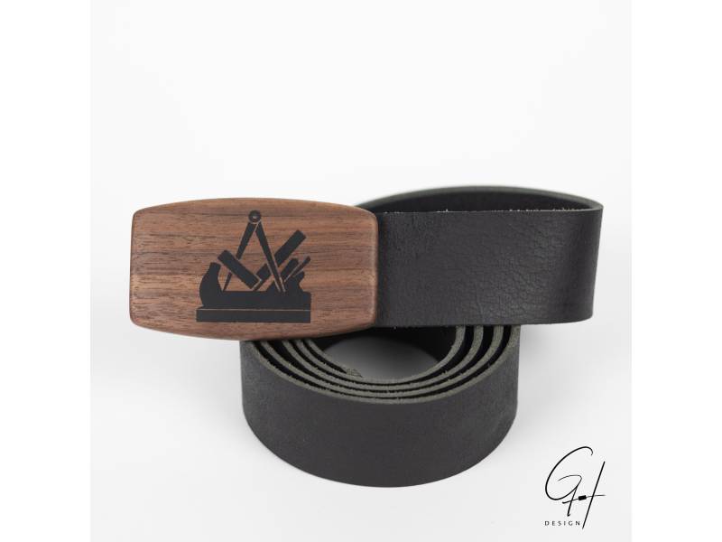 Ledergürtel Mit Nussholz Gürtelschnalle Und Zunftzeichen Der Tischler von GHdesignHofschwaiger