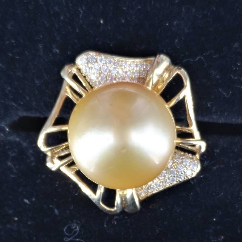 Gold Perle Lotus Ring Gold Perle Lotus Ring von GIFTSDESIGNAU