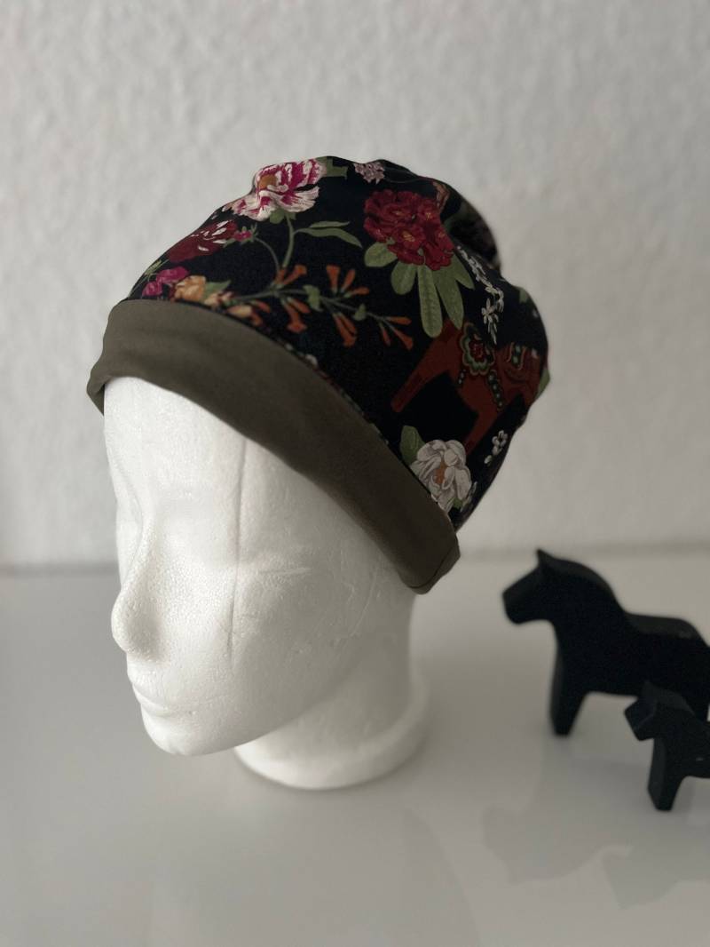 Beanie - Mütze Dala Pferde Beanie - Mütze Dala Pferde von GIGAOriginal