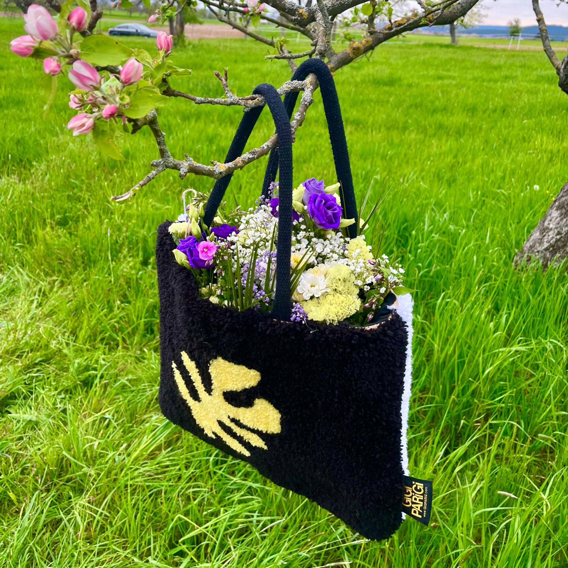 Gigi Parigi's Erste Handtufted & Handmade Bag /Unikat Gigi Parigi's Erste Handtufted & Handmade Bag /Unikat von GIGIPARIGI