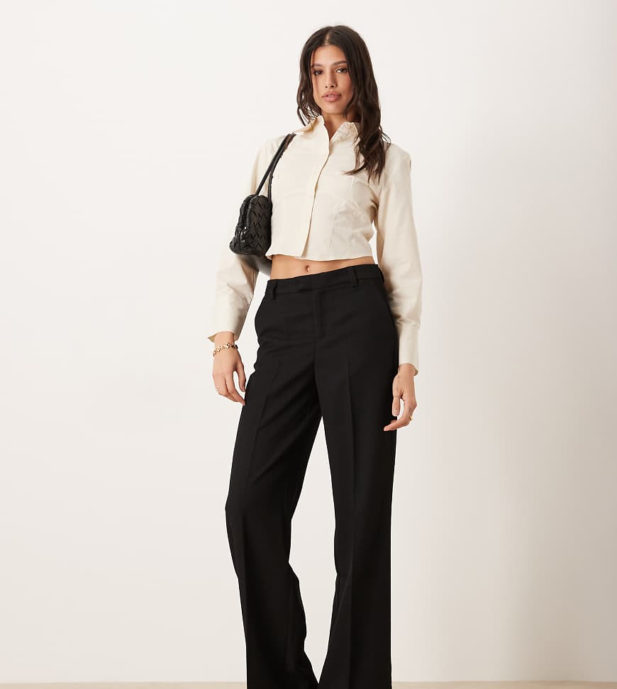 Gina Tricot Tall - Elegante Hose in Schwarz mit weitem Bein Gina Tricot Tall - Elegante Hose in Schwarz mit weitem Bein von GINA TRICOT Tall