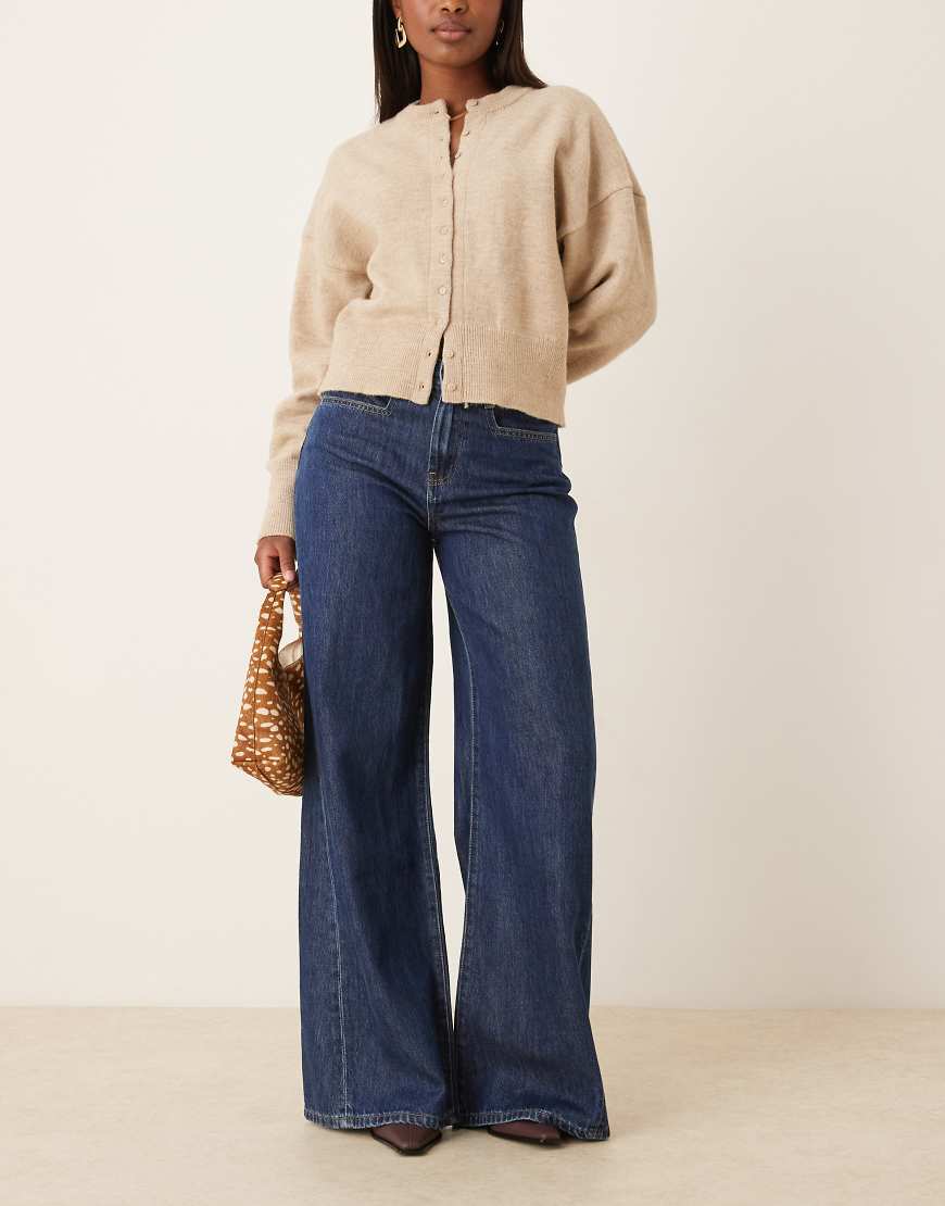 Gina Tricot - Ausgestellte Palazzo-Jeans in dunkler, indigoblauer Waschung mit weitem Bein von GINA TRICOT