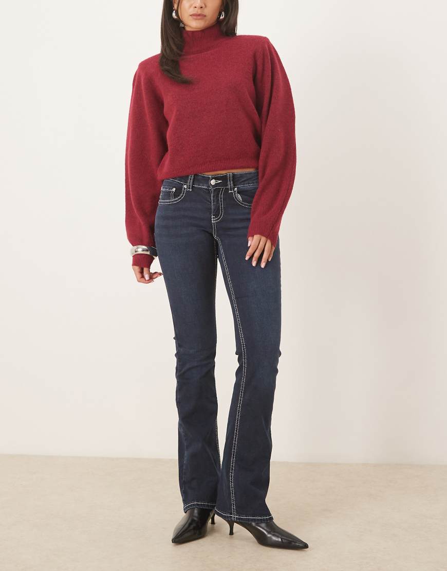 Gina Tricot - Bootcut-Jeans in Tiefblau mit niedrigem Bund von GINA TRICOT
