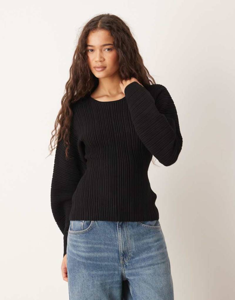 Gina Tricot - Figurformendes Strickoberteil in Schwarz von GINA TRICOT