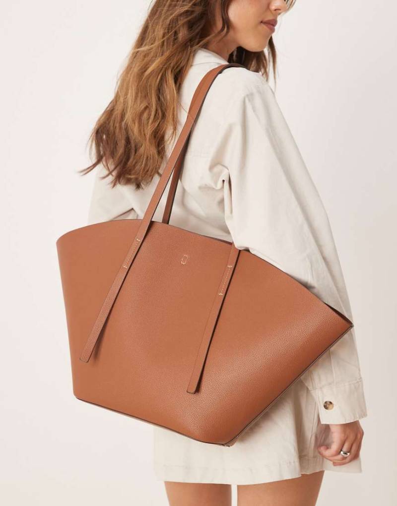 Gina Tricot - Großer, breiter Shopper aus Kunstleder in Kamelbraun-Neutral von GINA TRICOT