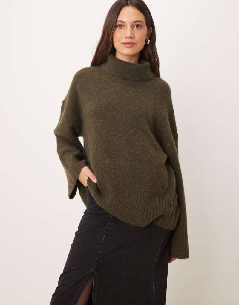 Gina Tricot - Hochgeschlossener, langärmliger Strickpullover aus Wolle und Alpakawolle in Dunkelgrün von GINA TRICOT