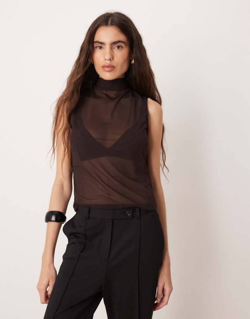 Gina Tricot - Hochgeschlossenes, transparentes Schal-Oberteil in Dunkelbraun mit gebundenem Rückenausschnitt-Brown von GINA TRICOT