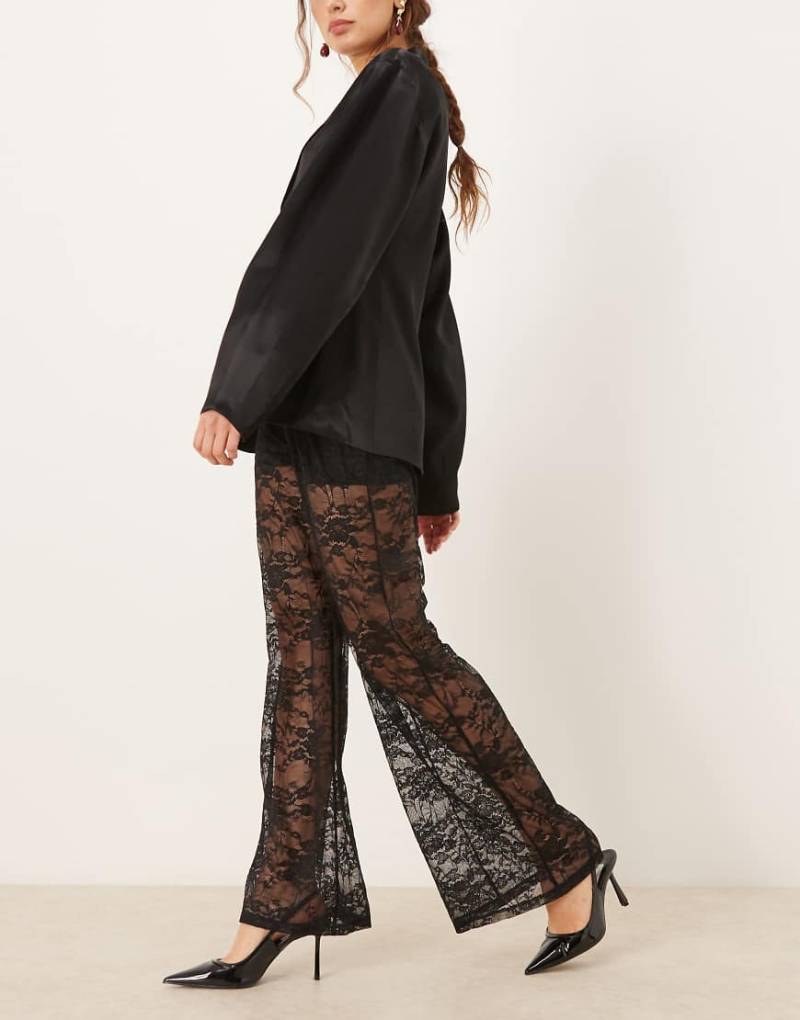 Gina Tricot - Hose aus Spitze in Schwarz von GINA TRICOT