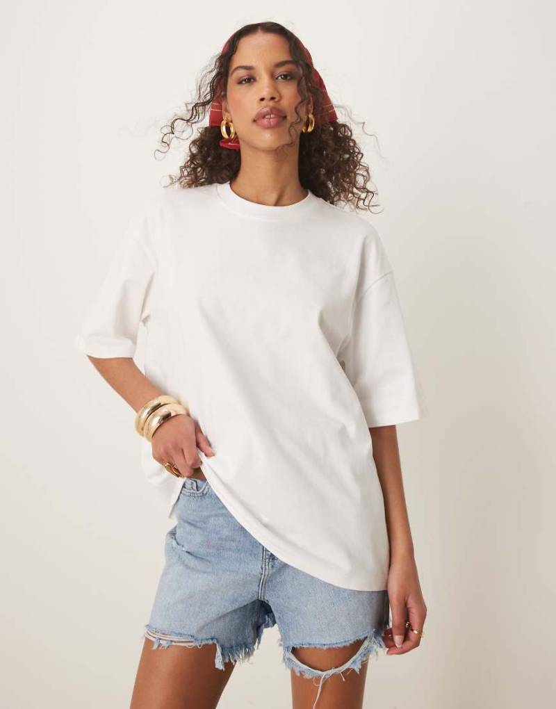 Gina Tricot - Kurzärmliges Oversize-T-Shirt in Weiß von GINA TRICOT