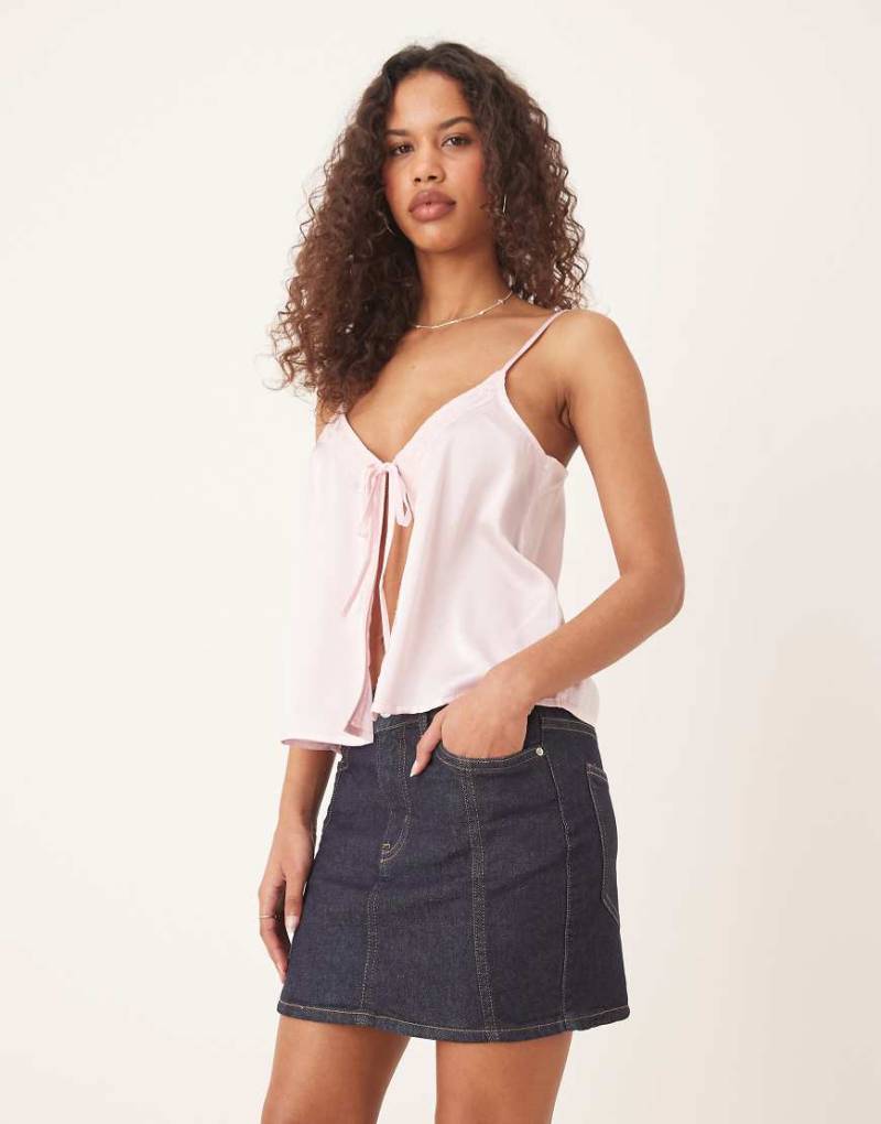 Gina Tricot - Kurzer Jeansrock in dunkler, indigoblauer Waschung von GINA TRICOT