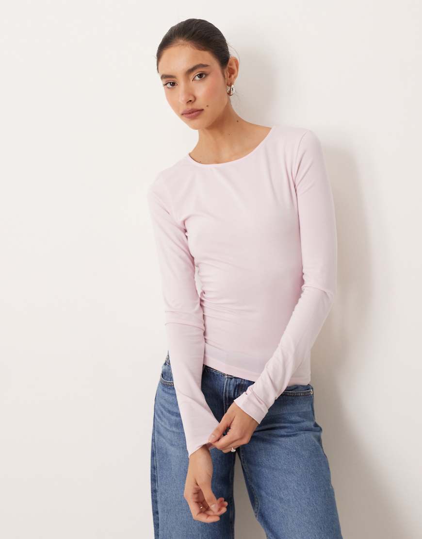 Gina Tricot - Langärmliges, weiches Jersey-Oberteil in Rosa mit Rundhalsausschnitt von GINA TRICOT