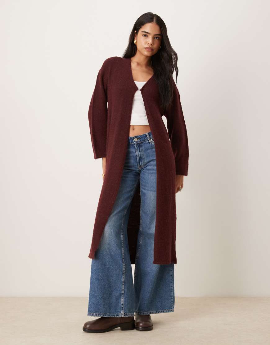 Gina Tricot - Lange Strickjacke aus Wolle und Alpakawolle in Burgunderrot von GINA TRICOT