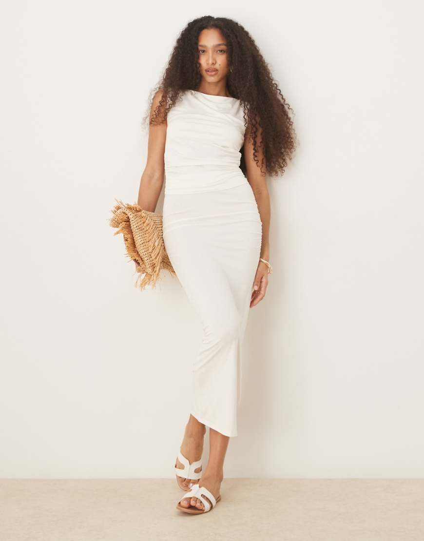 Gina Tricot - Maxirock aus Jersey in Creme mit weicher Haptik und gerafftem Detail an der Seite-Weiß von GINA TRICOT