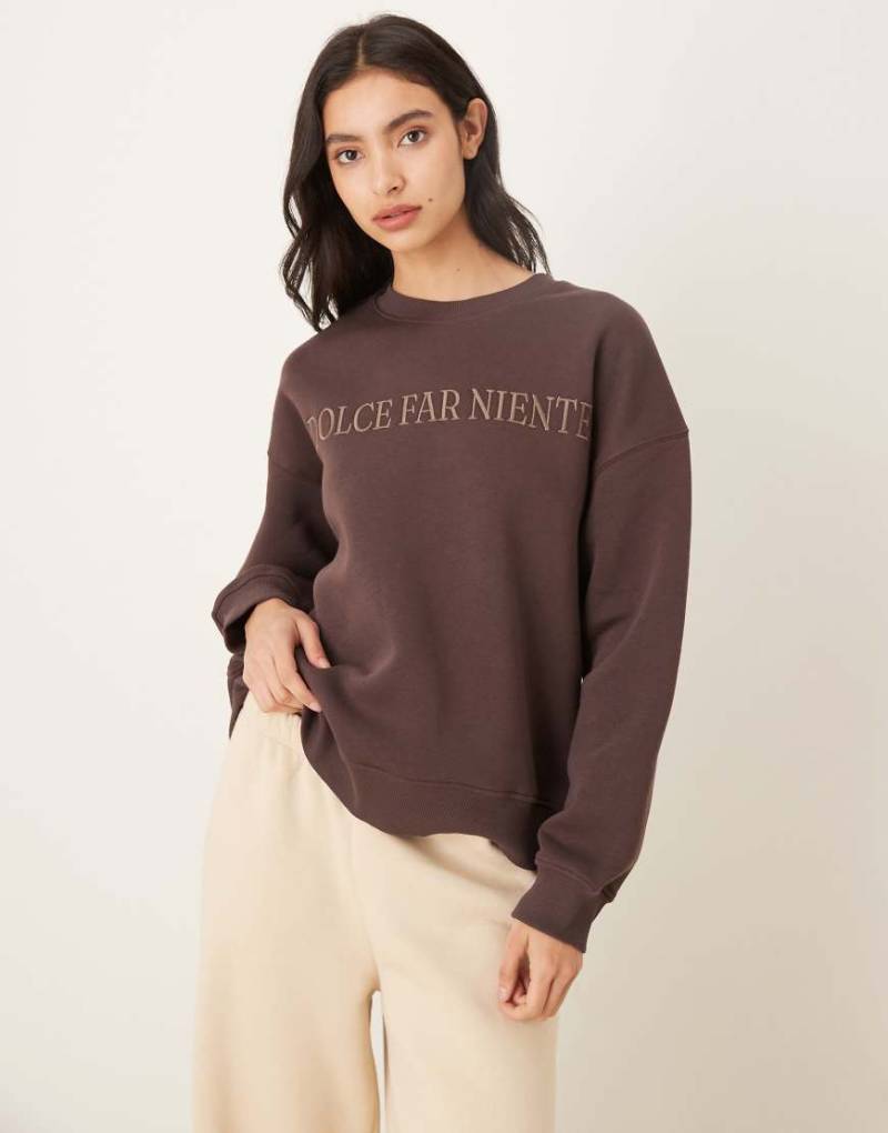 Gina Tricot - Relaxed-Fit-Sweatshirt in Dunkelbraun mit Grafikprint-Brown von GINA TRICOT