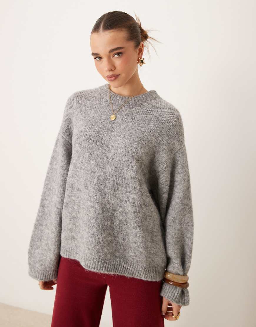 Gina Tricot - Super weicher Oversize-Strickpullover in meliertem Dunkelgrau von GINA TRICOT