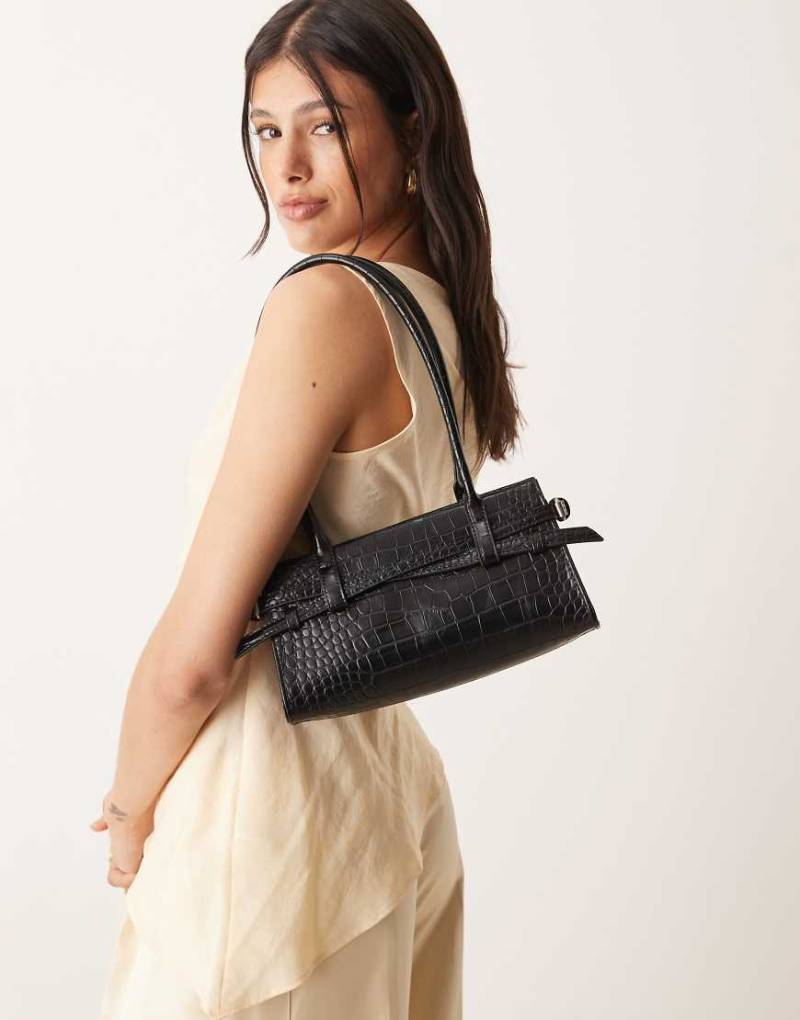 Gina Tricot - Weiche Schultertasche in Kroko-Schwarz mit Schnalle von GINA TRICOT