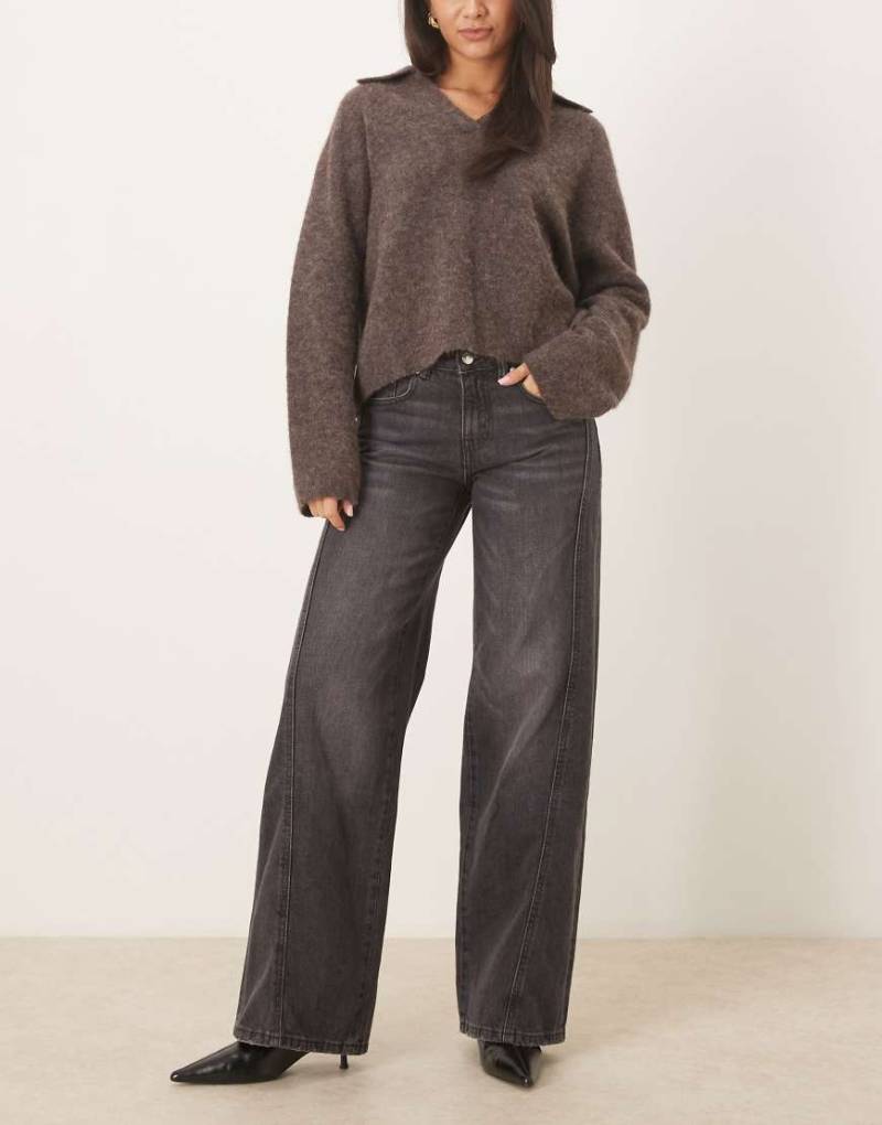 Gina Tricot - Weite Jeans in Off-Schwarz mit niedrigem Bund und Nahtdetail vorne von GINA TRICOT