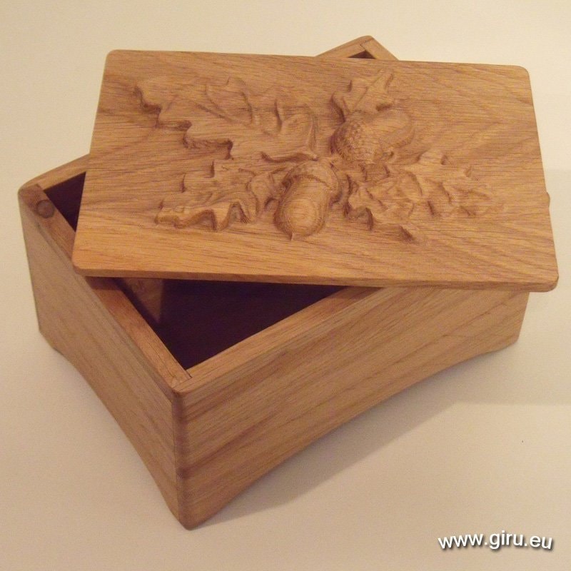 Holzkiste "Eichel" Holzkiste "Eichel" von GIRUWoodOrnaments