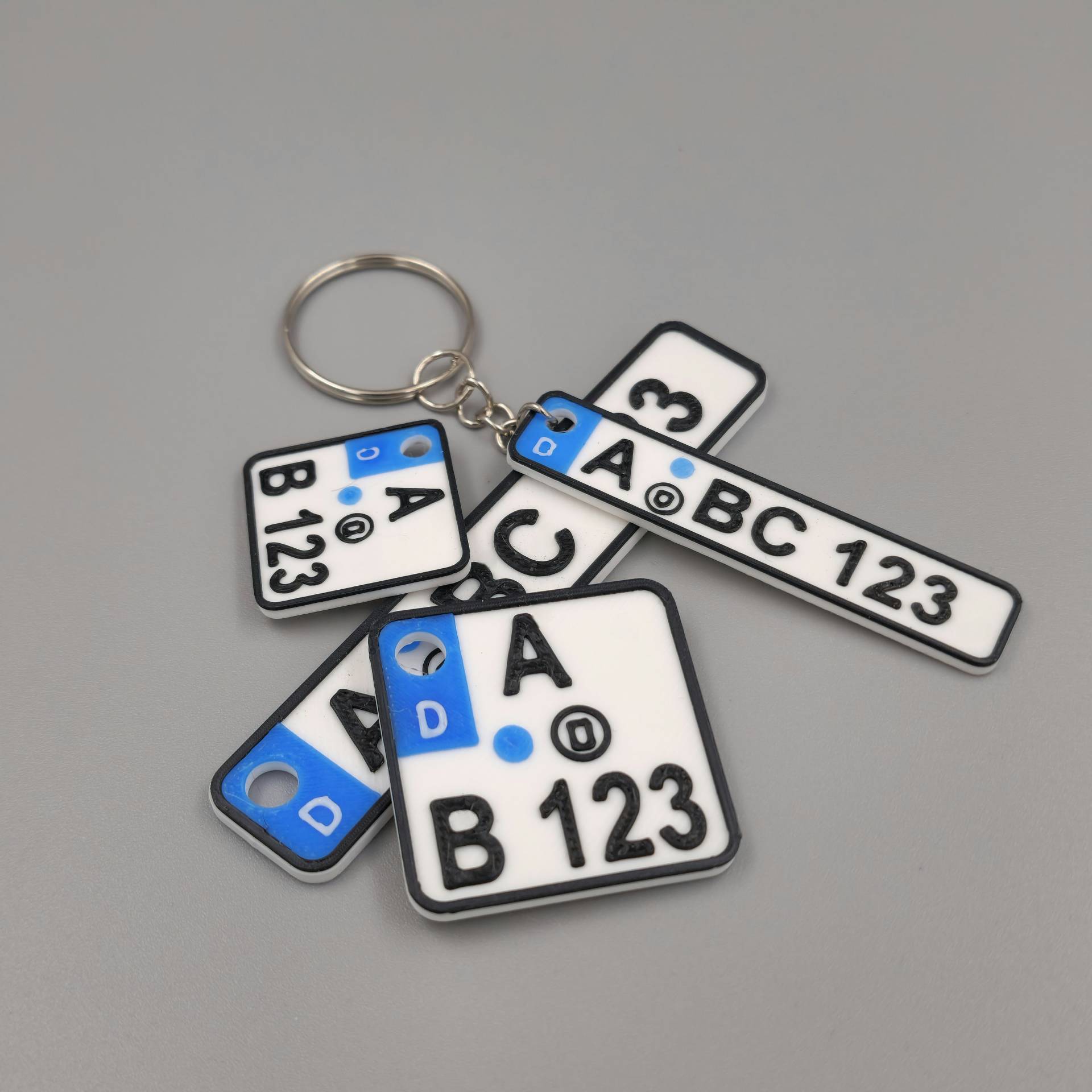 Personalisierter Schlüsselanhänger 3D Kennzeichen Personalisierter Schlüsselanhänger 3D Kennzeichen von GKdesignDE