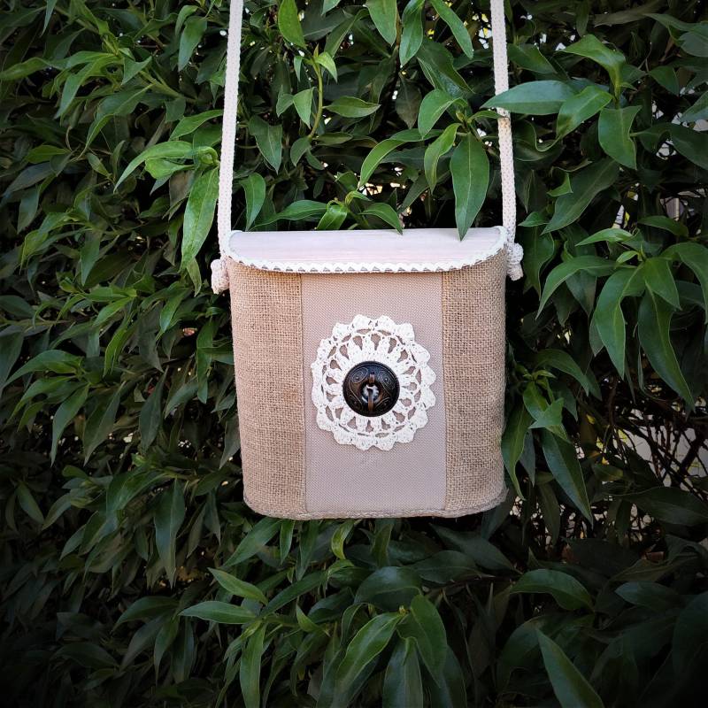Halbstarre Taschen in Jute Gewickelt. Boho Umhängetaschen. Im Inneren Sind Immer Ordnung Halbstarre Taschen in Jute Gewickelt. Boho Umhängetaschen. Im Inneren Sind Immer Ordnung von GLEZANTdesign