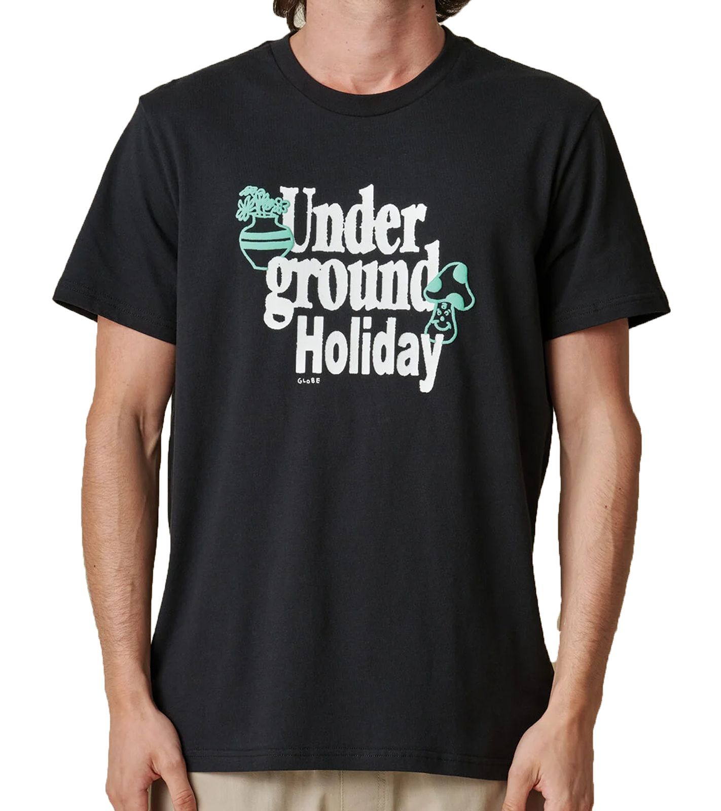 GLOBE Underground Holiday Herren Baumwoll-Shirt nachhaltiges Rundhals-Shirt mit Schriftzug GB02241003 BLK Schwarz von GLOBE