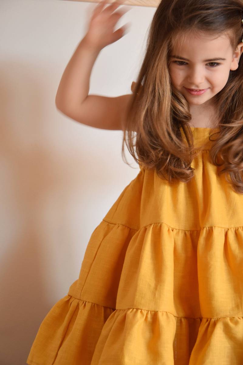 Leinenkleid Für Kleine Mädchen, Boho-Leinenkleid von GMStileSenzaTempo