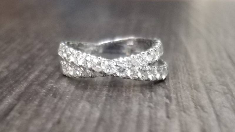 14 K Weißgold Diamant Ehering Mit Gewicht 1.35Cts Zu Umgehen 14 K Weißgold Diamant Ehering Mit Gewicht 1.35Cts Zu Umgehen von GMSJewelryLA