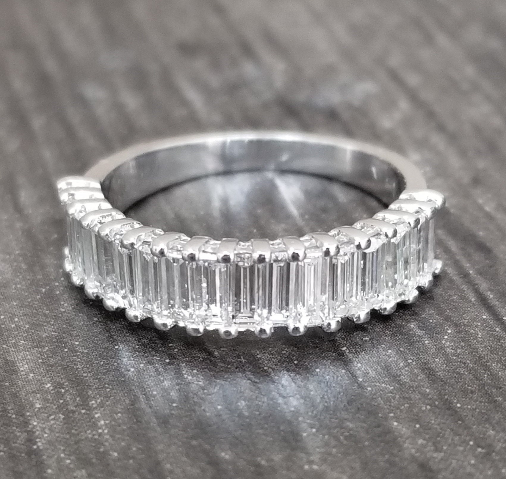 Diamant Ehering Baguette Geschnitten Gewicht 1.50Cts Diamant Ehering Baguette Geschnitten Gewicht 1.50Cts von GMSJewelryLA