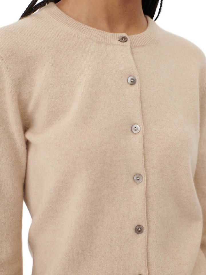 GOBI Cashmere Cardigan Naturfarbe Basic B-Ausschnitt Kaschmirstrickjacke von GOBI Cashmere