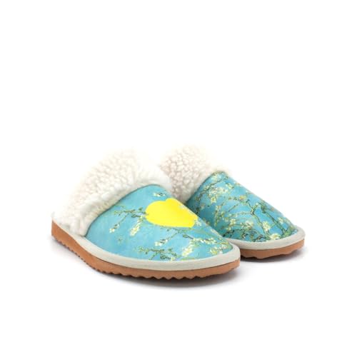 GOBY Damen Hausschuhe | Weiches Kunstfellfutter Slip-On Gemütliche Indoor-Outdoor-Schuhe | Warme Rutschfeste Schlafzimmer Hausschuhe mit Lustigen Mustern – Der Weihnachtsmann von GOBY