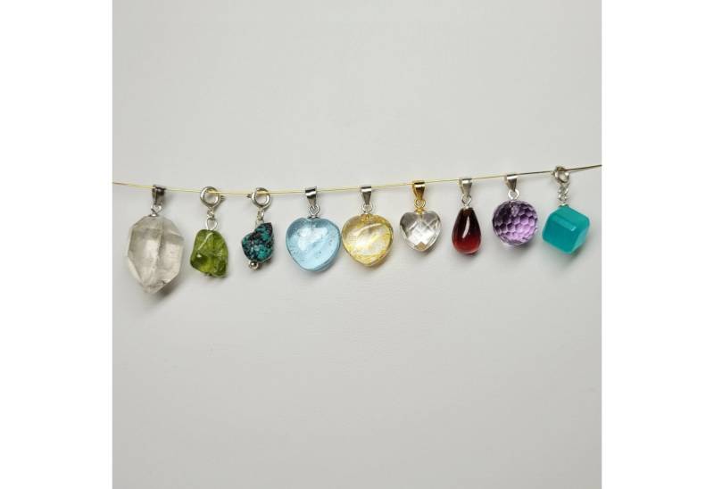 GOLDEN Kettenanhänger Kleiner Steinanhänger für Ketten, Edelsteinanhänger Gold, Geschenk von GOLDEN