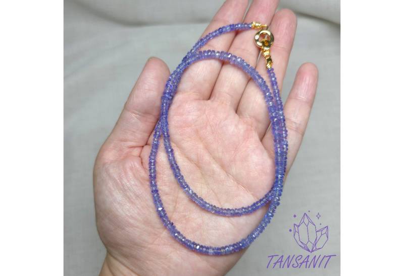 GOLDEN Perlenkette Tansanit Collier, ierliche Edelstein Halskette, Tansanit Perlenkette GOLDEN Perlenkette Tansanit Collier, ierliche Edelstein Halskette, Tansanit Perlenkette von GOLDEN