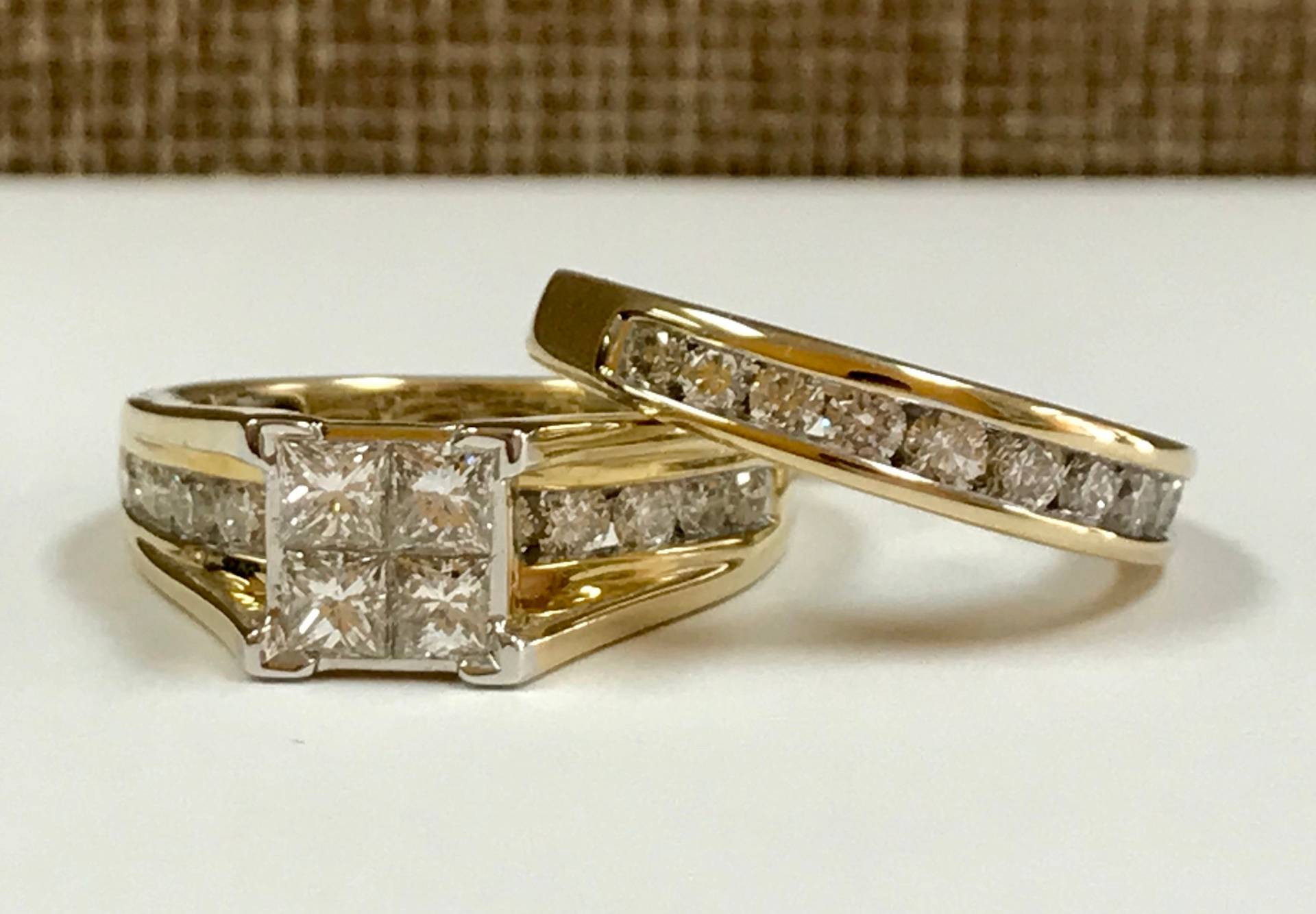 14K Iks Gelb Solid Gold Diamant Ring Set Größe 7 14K Iks Gelb Solid Gold Diamant Ring Set Größe 7 von GOLDKNOX