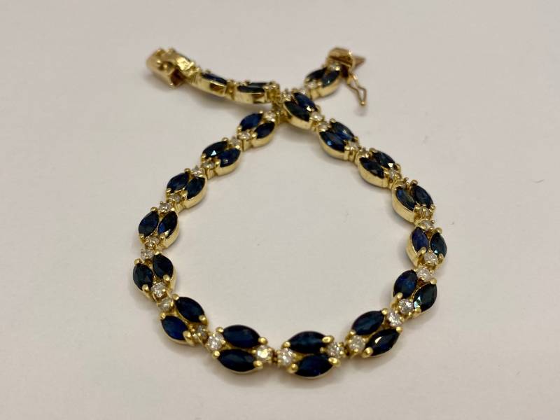 Massives 14K Gelbgold Diamant Und Natürliches Tiefblaues Saphir Armband von GOLDKNOX