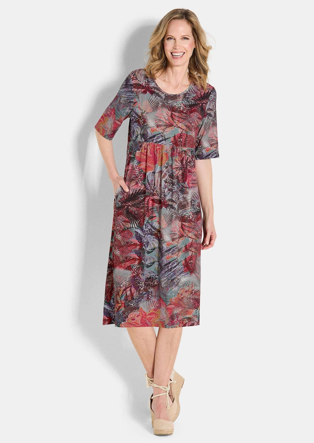 Große Größen Florales Druckkleid mit Rundhals, Damen, grau, Größe: 42, Viskose, Happy Size DE Women von GOLDNER