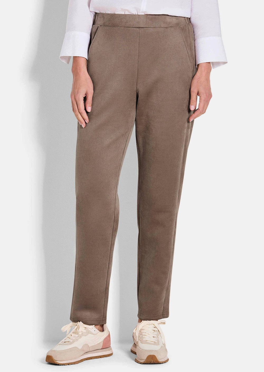 Große Größen Knöchellange Velourslederhose LOUISA, Damen, braun, Größe: 27, Polyester, Happy Size DE Women von GOLDNER