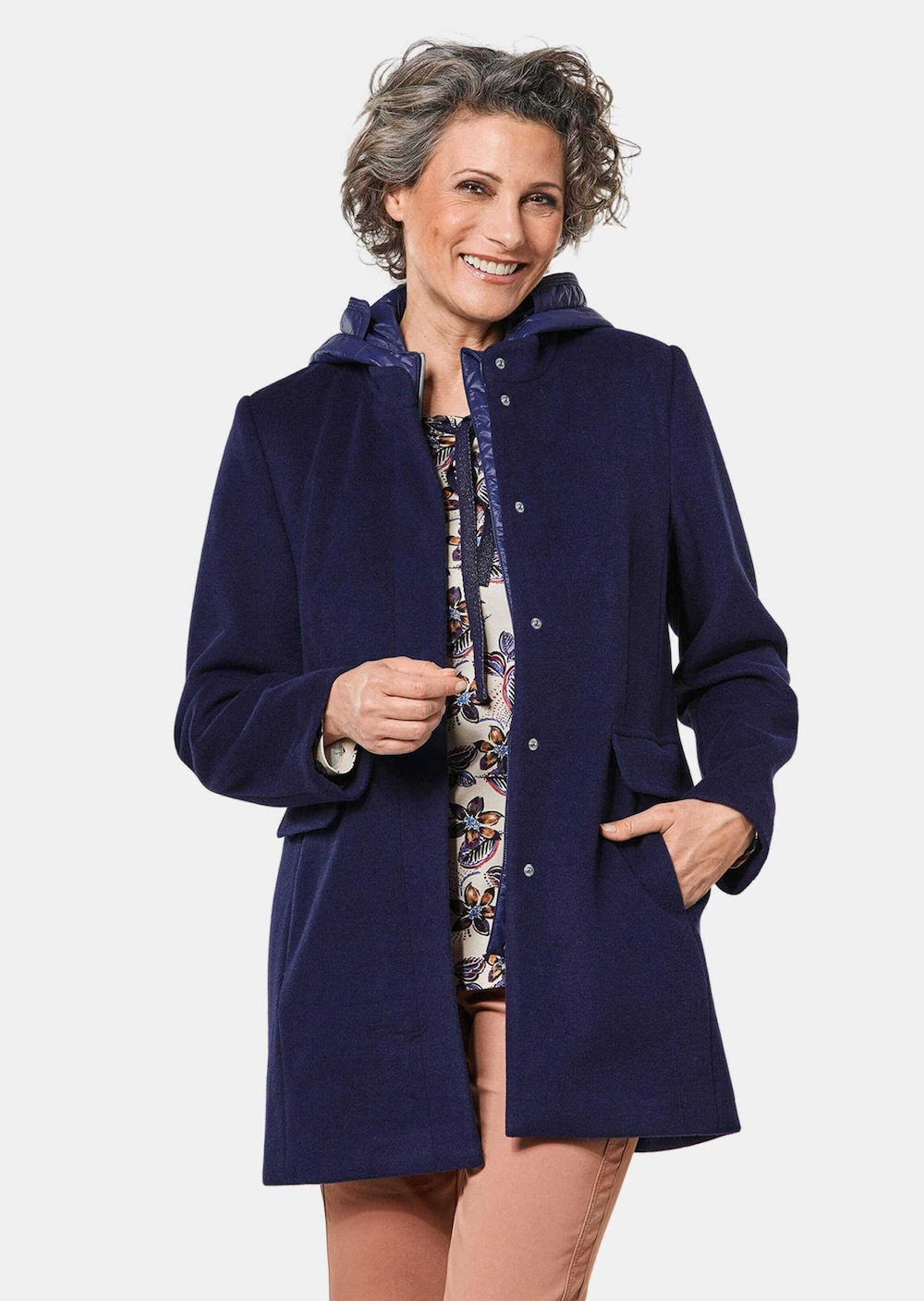 Große Größen Kurzmantel 2-in-1-Optik, Damen, grau, Größe: 42, Polyester/Synthetische Fasern/Viskose, Happy Size DE Women von GOLDNER