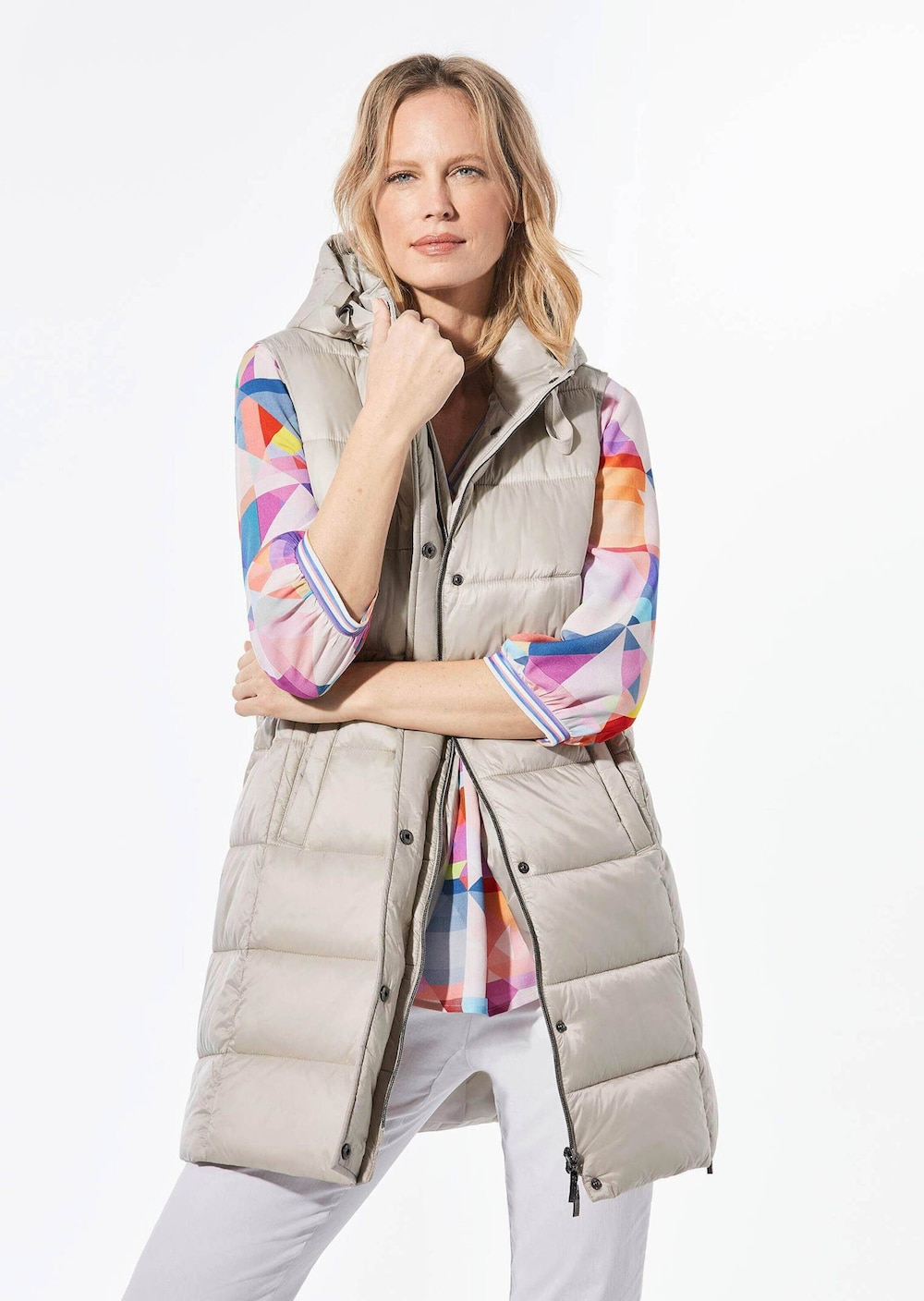 Große Größen Lange Steppweste mit Kapuze, Damen, beige, Größe: 21, Polyester/Synthetische Fasern, Happy Size Women von GOLDNER