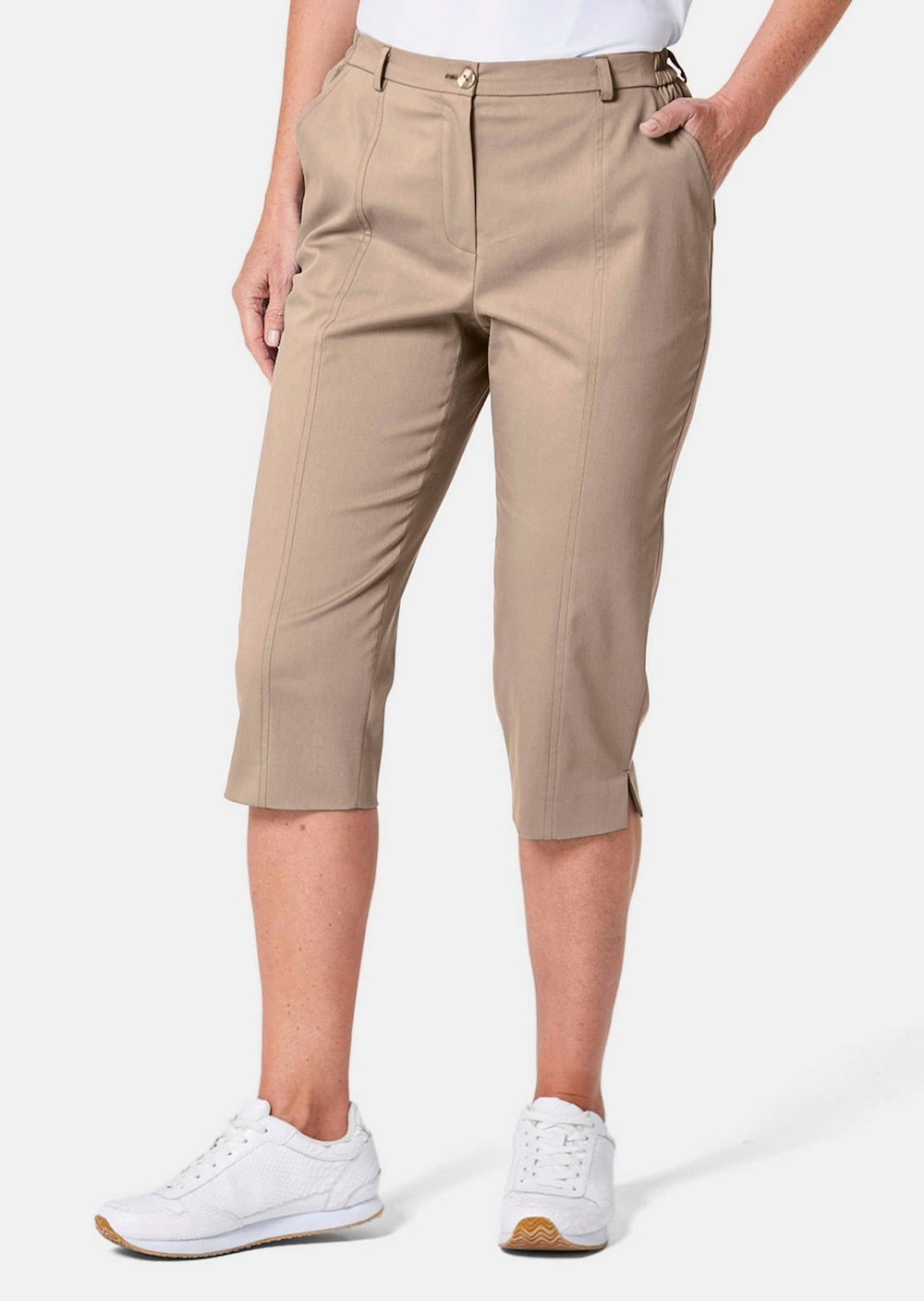 Große Größen Sportive Capri-Hose aus Satin, Damen, braun, Größe: 22, Baumwolle/Polyester, Happy Size DE Women von GOLDNER