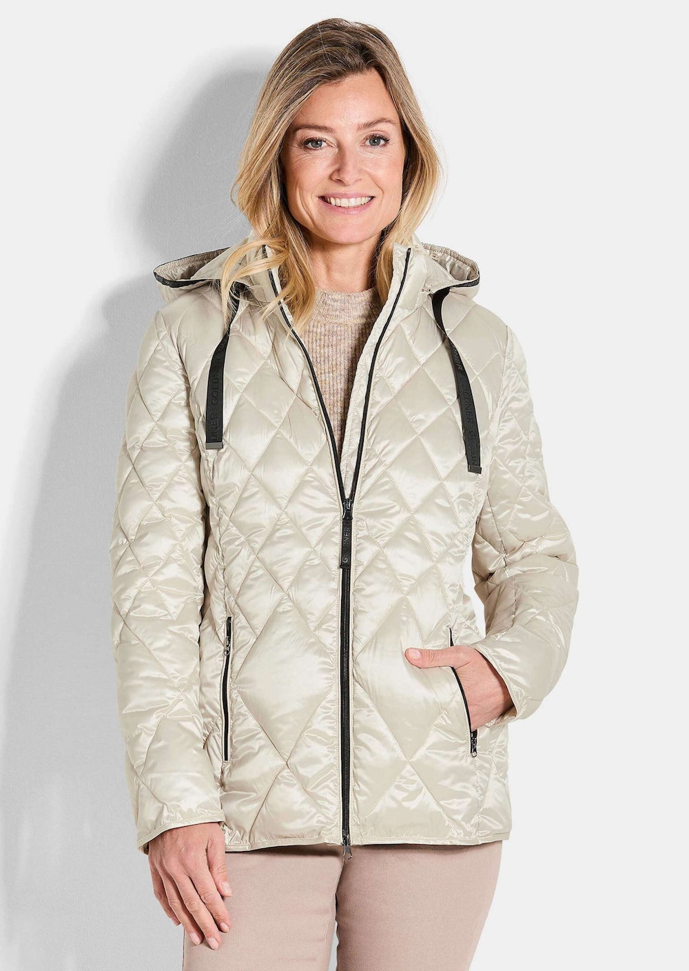 Große Größen Steppjacke mit Rautenmuster, Damen, grau, Größe: 54, Polyester/Synthetische Fasern, Happy Size DE Women Große Größen Steppjacke mit Rautenmuster, Damen, grau, Größe: 54, Polyester/Synthetische Fasern, Happy Size DE Women von GOLDNER