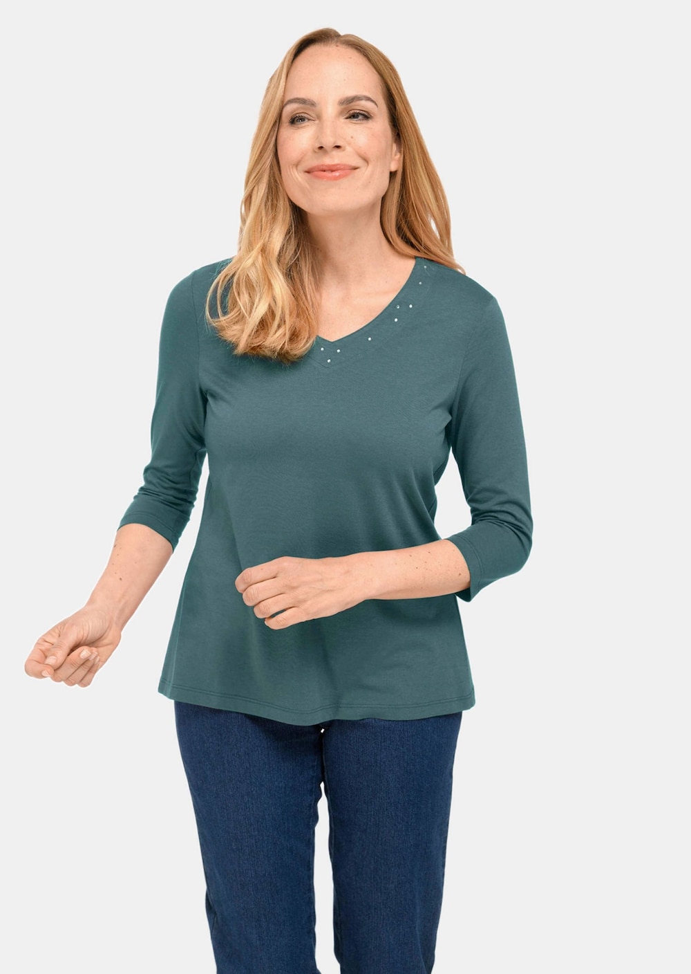 Große Größen T-Shirt mit charmantem Ausschnitt und Schmucksteinchen, Damen, grün, Größe: 42, Baumwolle, Happy Size DE Women von GOLDNER